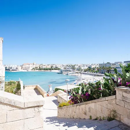 Tra Cielo E Mare Otranto